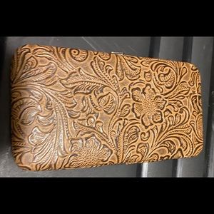 Hard sided wallet